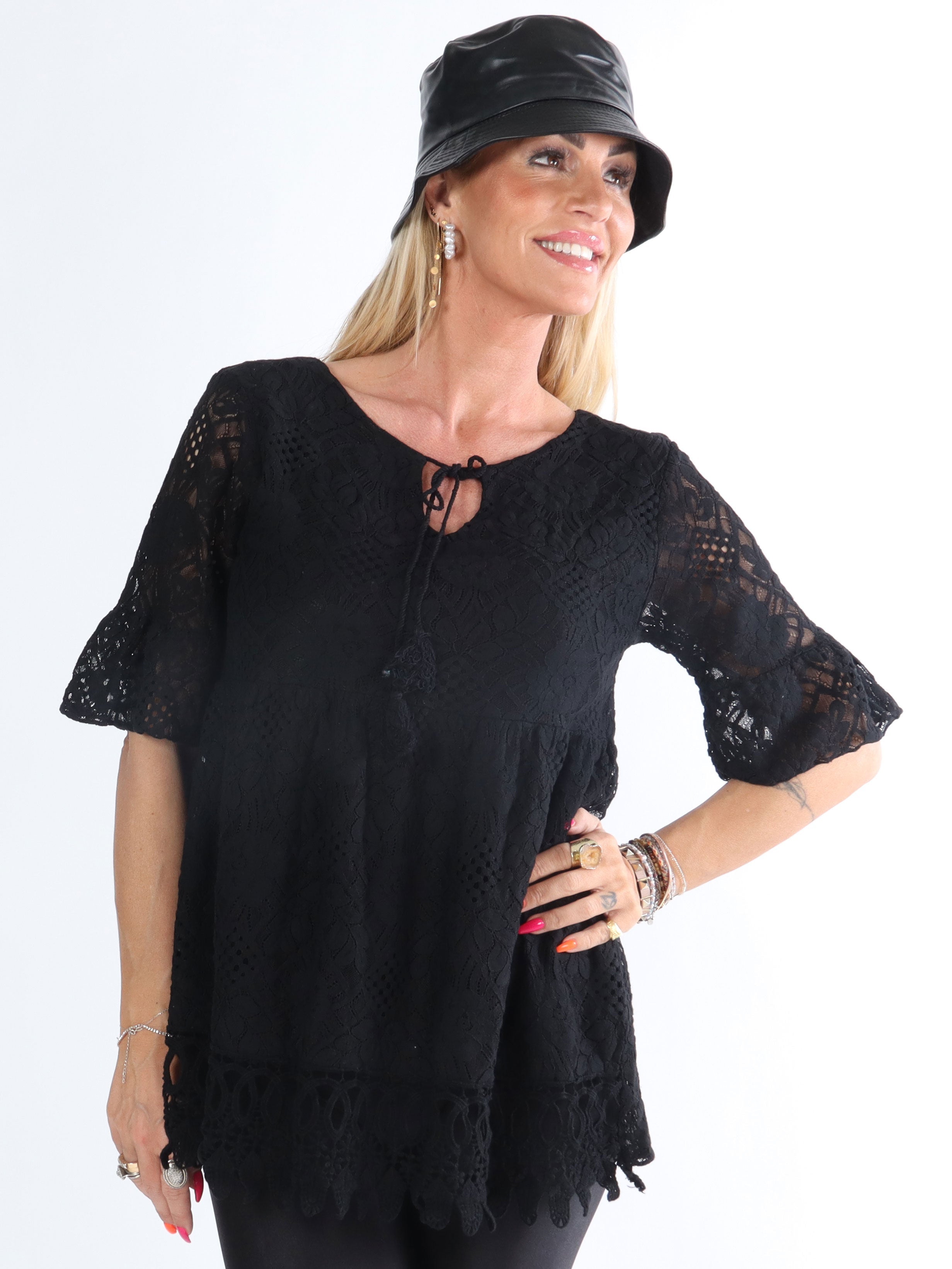 Janine - Sort tunika i helblonde